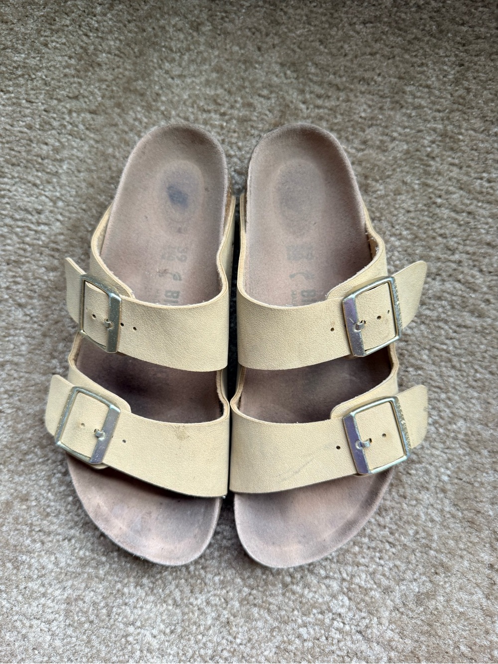 Birkenstock women’s Arizona style sz 9/39